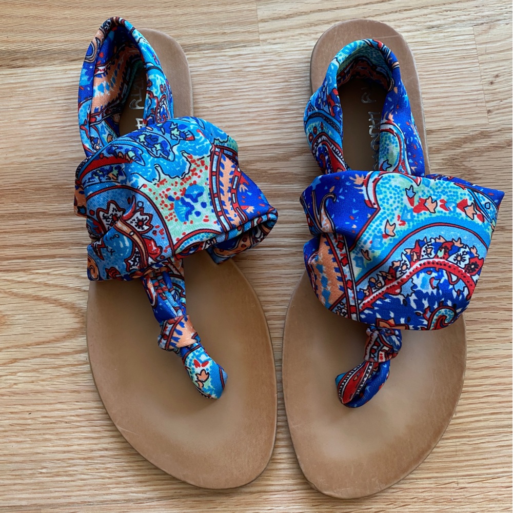 Dirty Laundry sling sandals